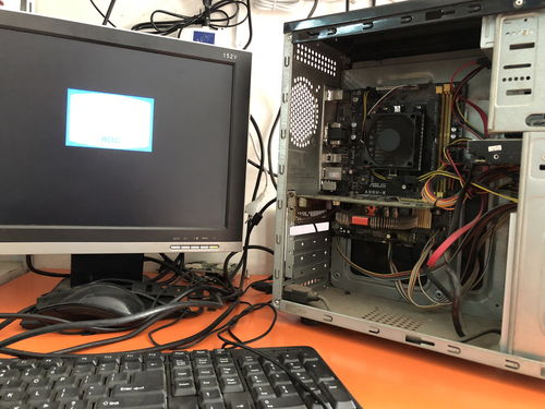 電腦開機死機黑屏？別急著去維修店，手把手教你自查自修