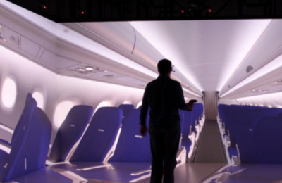 威奇塔州立大學(xué)攜手TechViz，打造全球最大可調(diào)節(jié)CAVE系統(tǒng)，革新計(jì)算機(jī)輔助設(shè)備修理教育